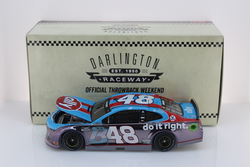 Lionel Racing Jimmie Johnson 2020 Ally Darlington Throwback 1:64 